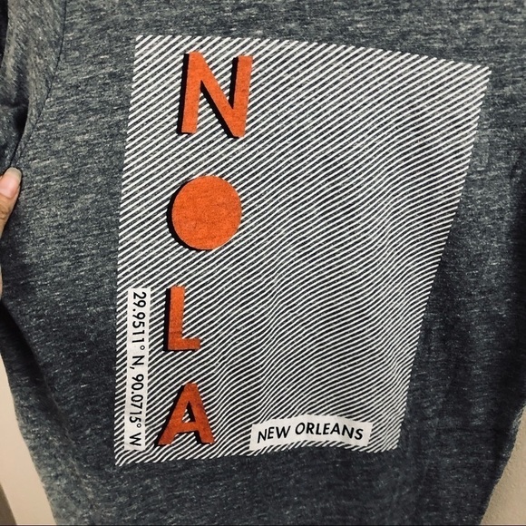 Junk Food brand Nola gray graphic tee men’s size small - Picture 3 of 4